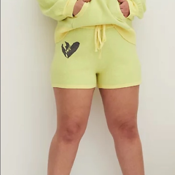 NEW torrid lovesick sweater short w/ heart - Picture 3 of 9